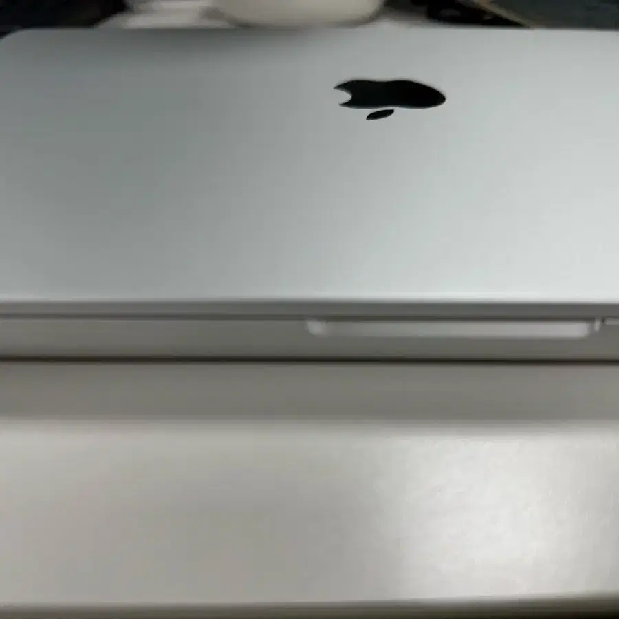 Macbook pro 16 m1 max 실버 (애케플 포함)