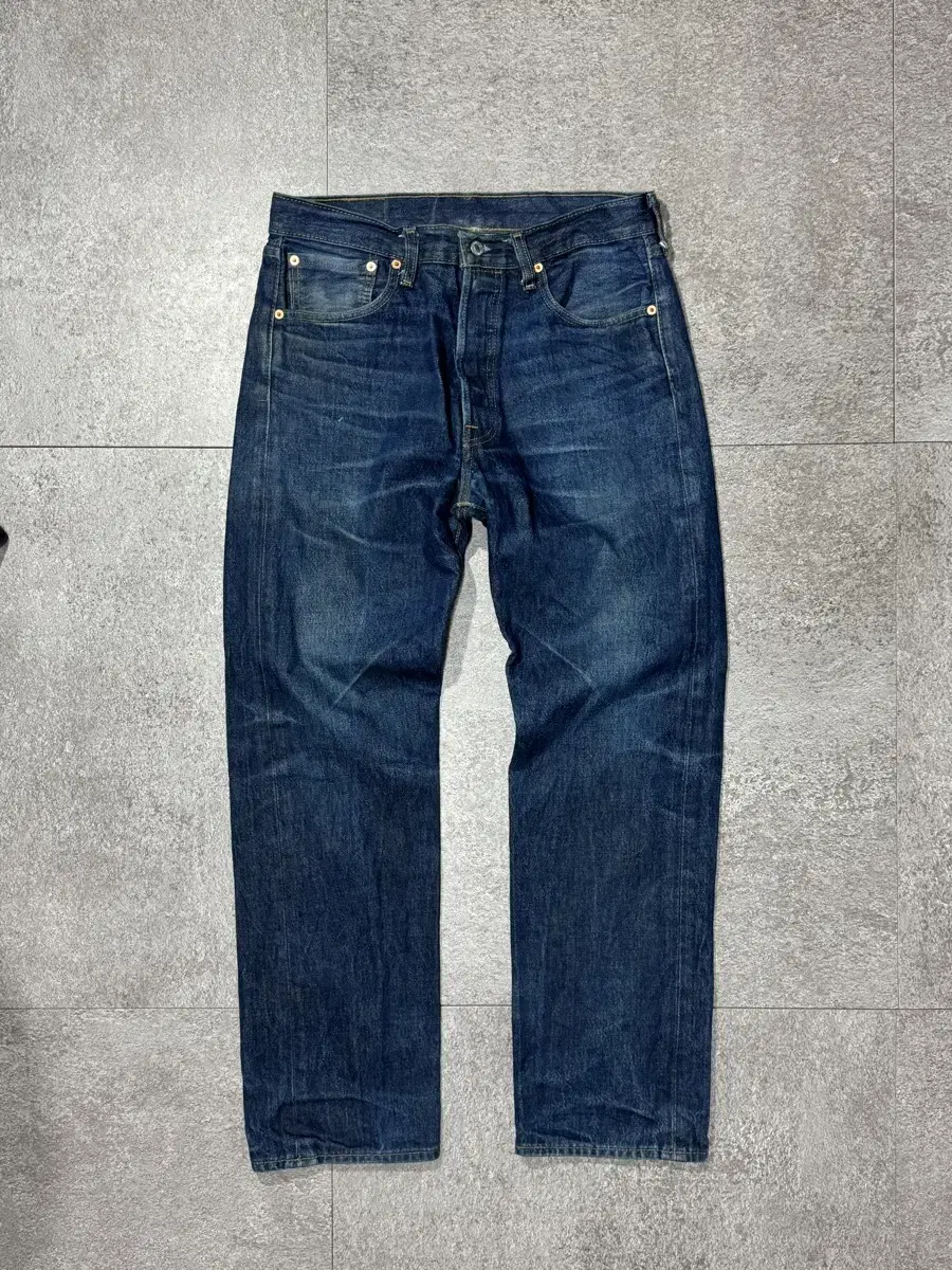 32inch/ Levi's 501 jeans/ L12