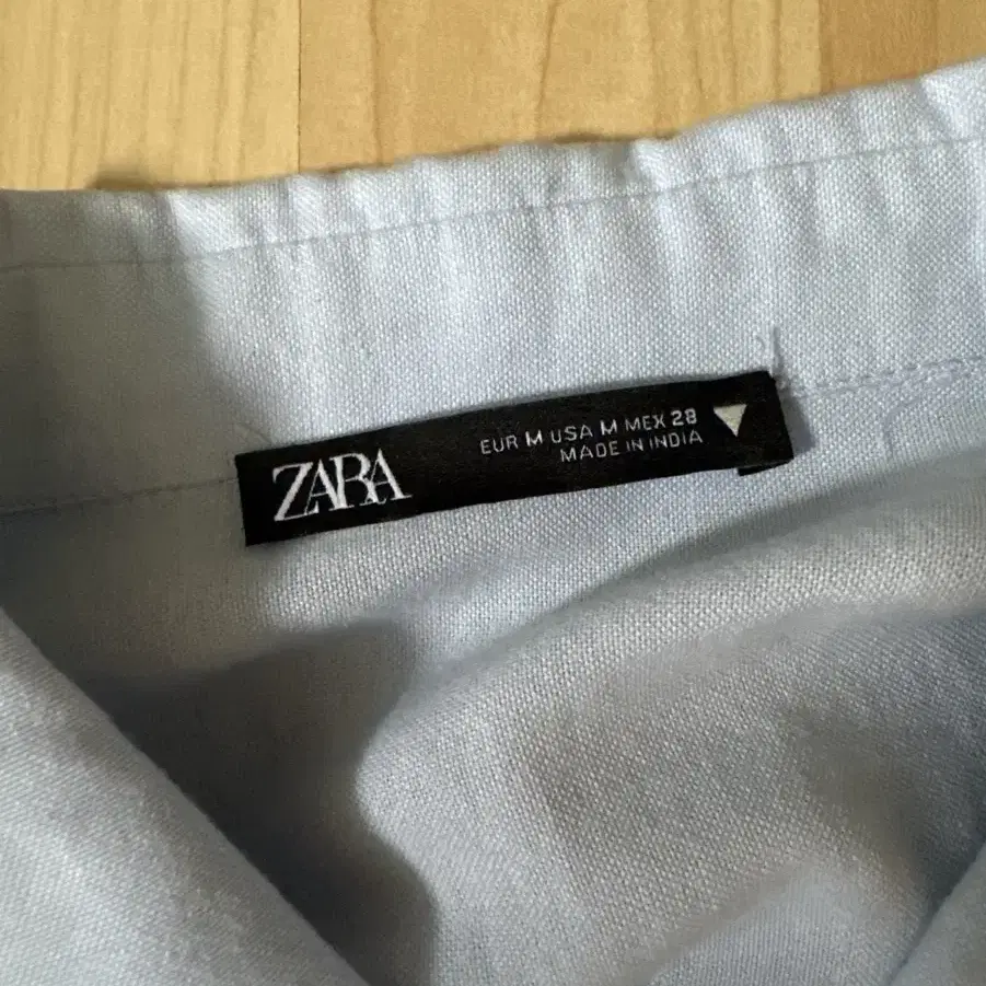 Zara 반팔 크롭 셔츠