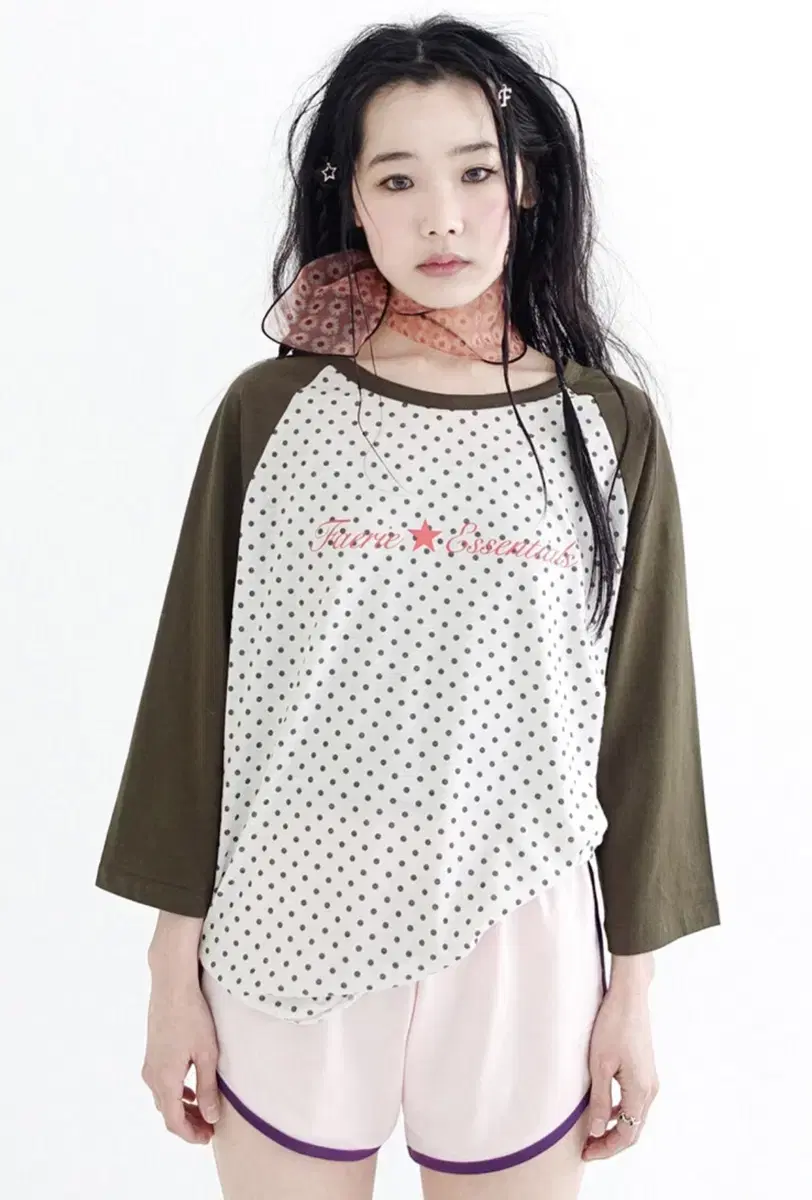 샵페어리 도트 슬리브 탑 카키 dot raglan sleeve top