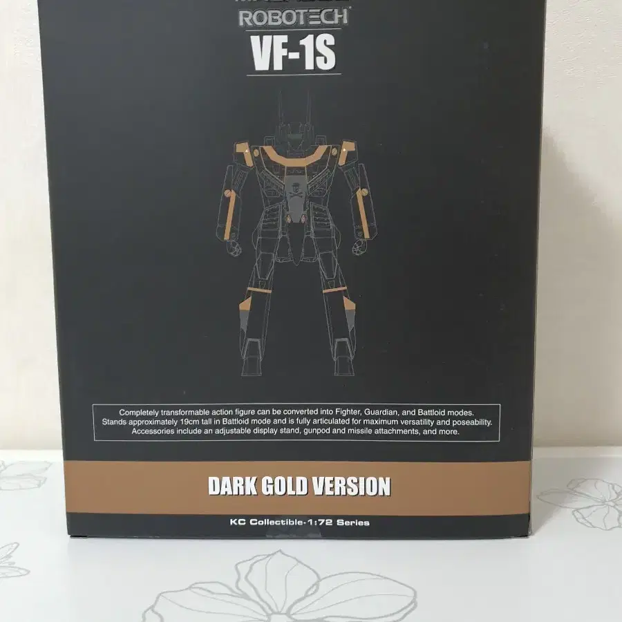 키즈컨셉 마크로스 vf-1s 블랙골드 에디션