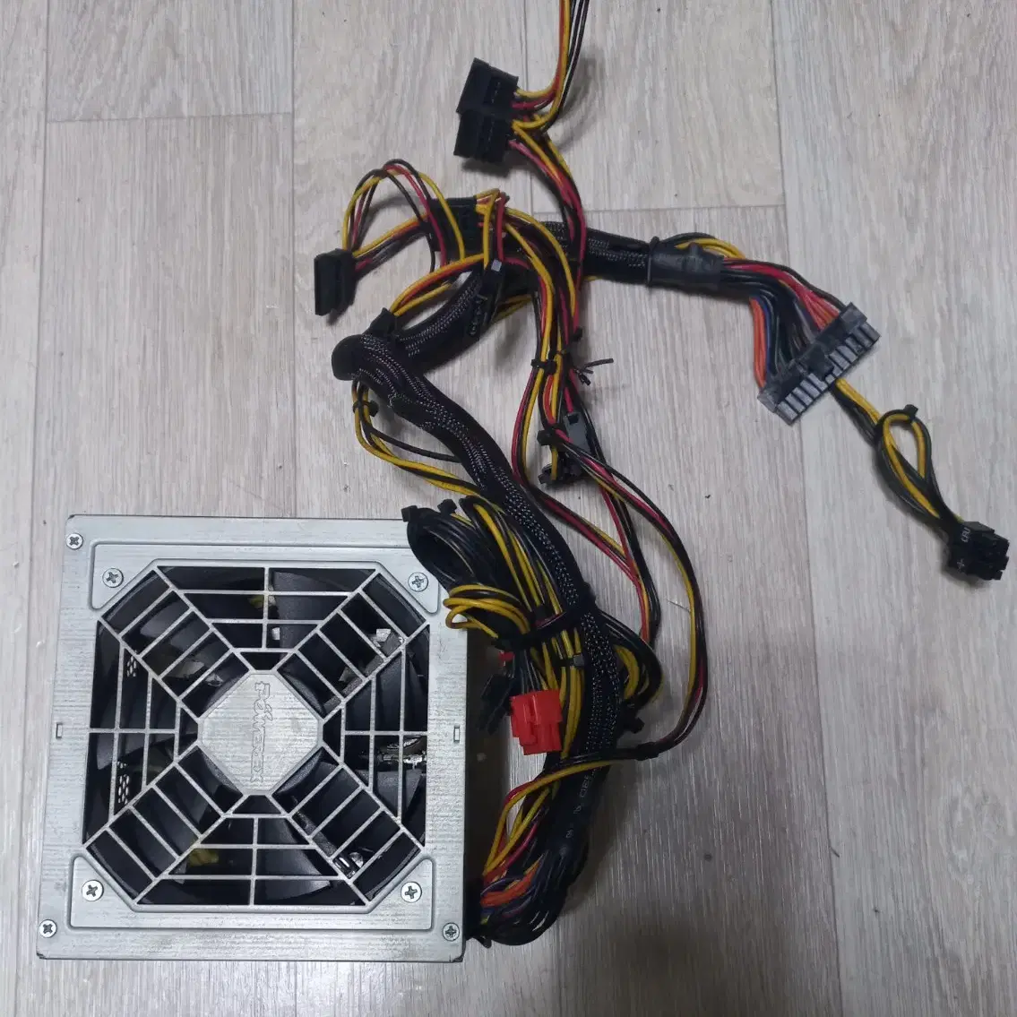 powerex 700w 80plus 파워 전원 택포