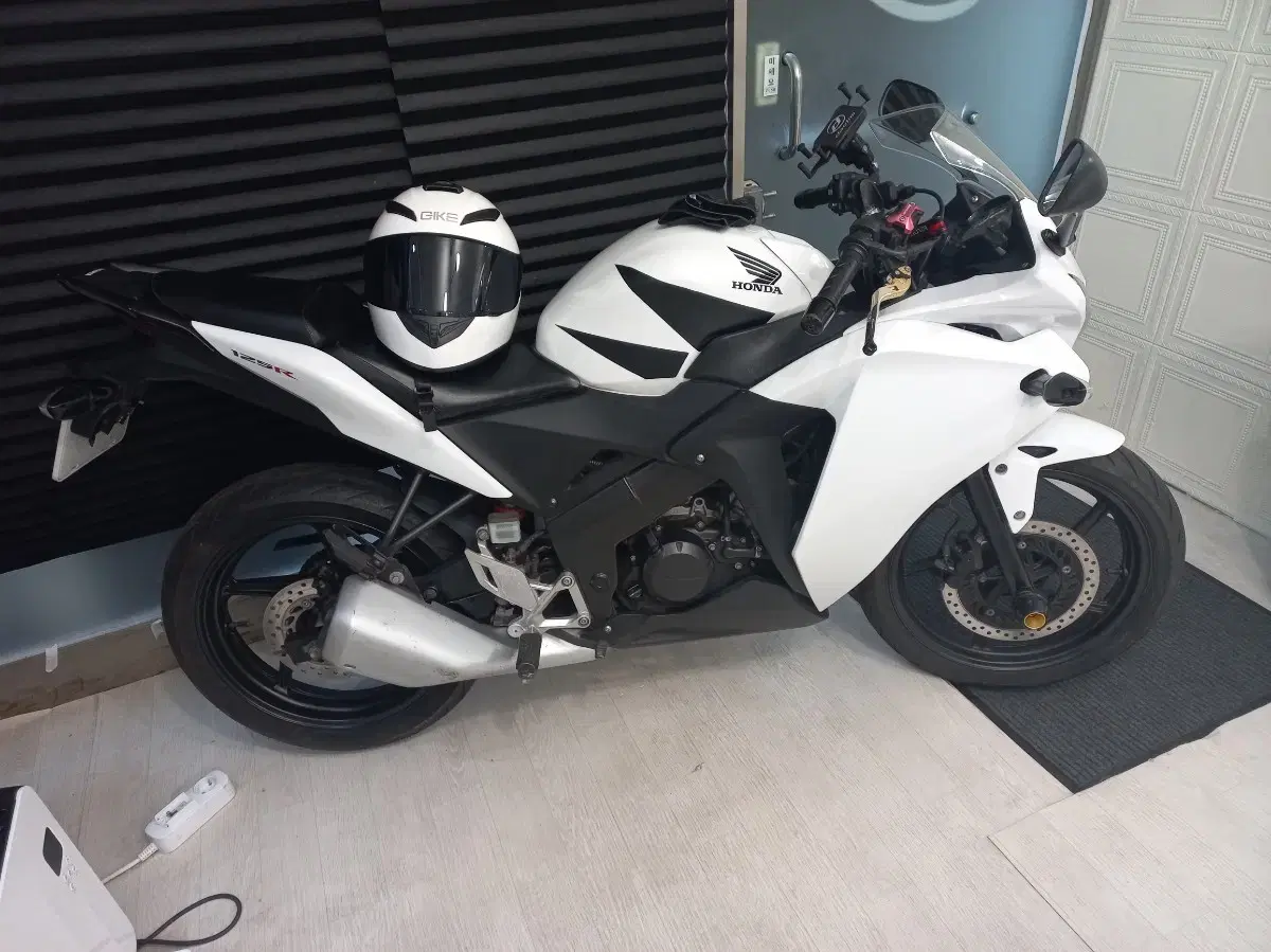 cbr125 팝니다