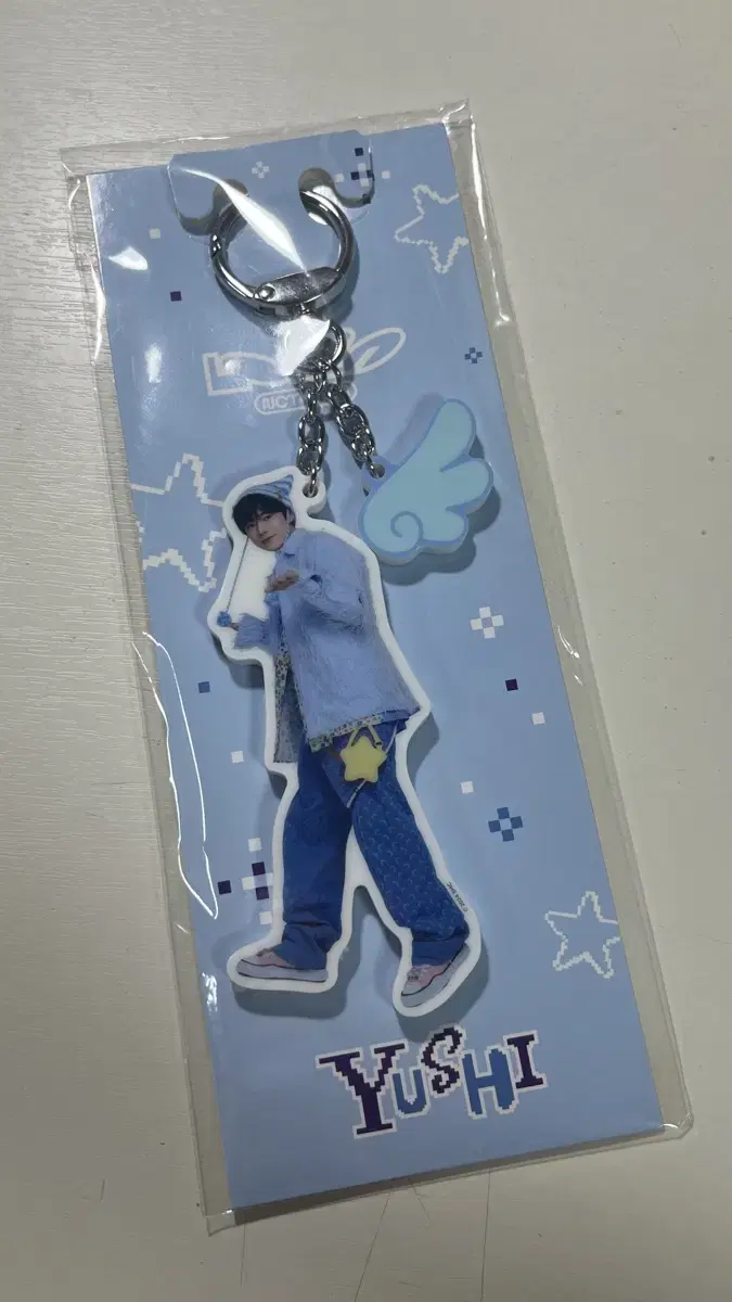 Unsealed U Ushi Wings acrylic keyring Japan Concert md