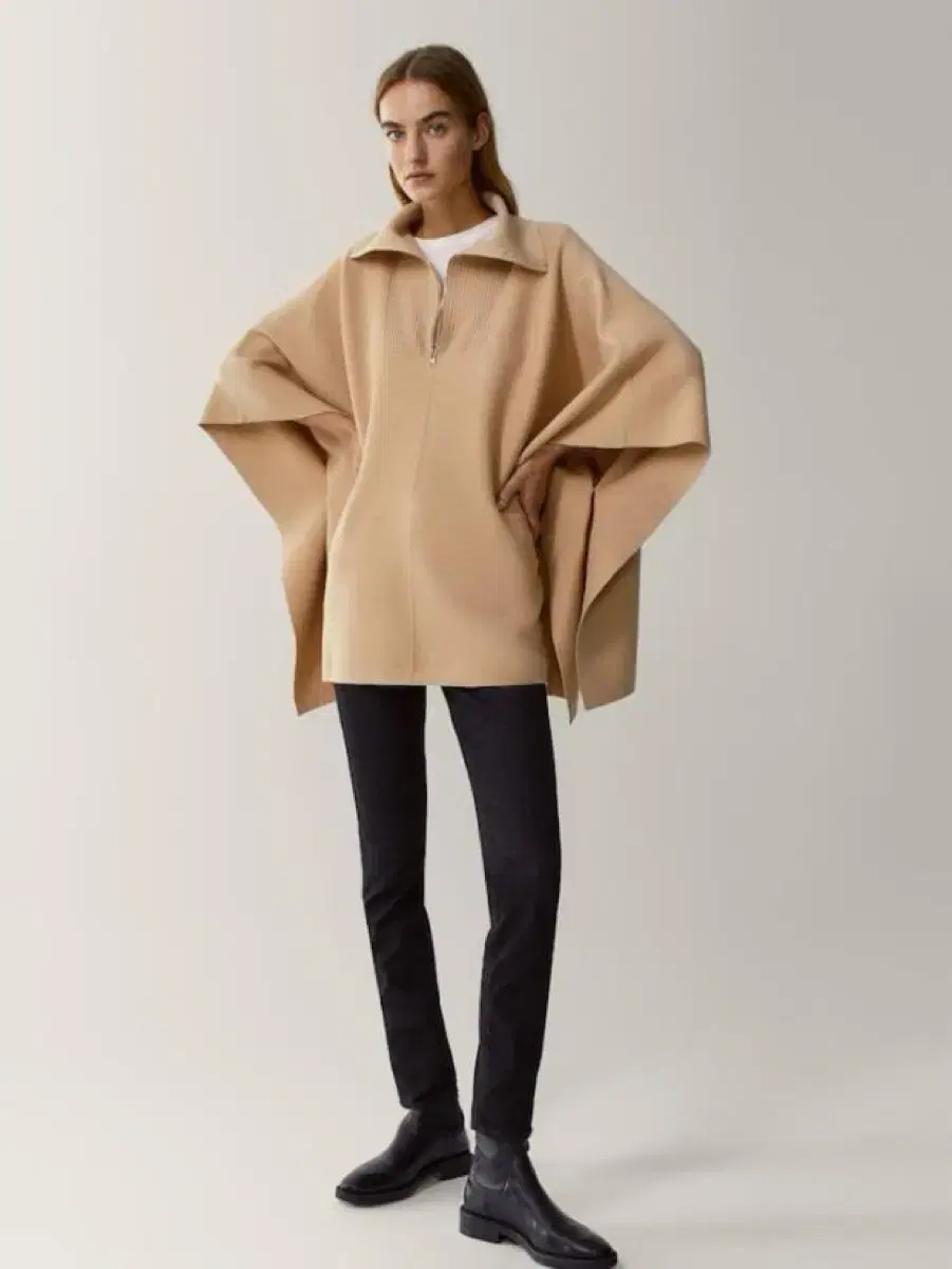 마시모두띠(MASSIMO DUTTI) _ Cape with half-zi