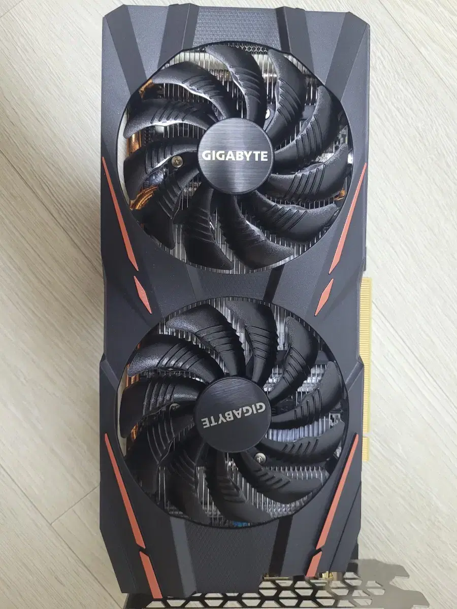 RX580 GAMING 8GB 기가바이트