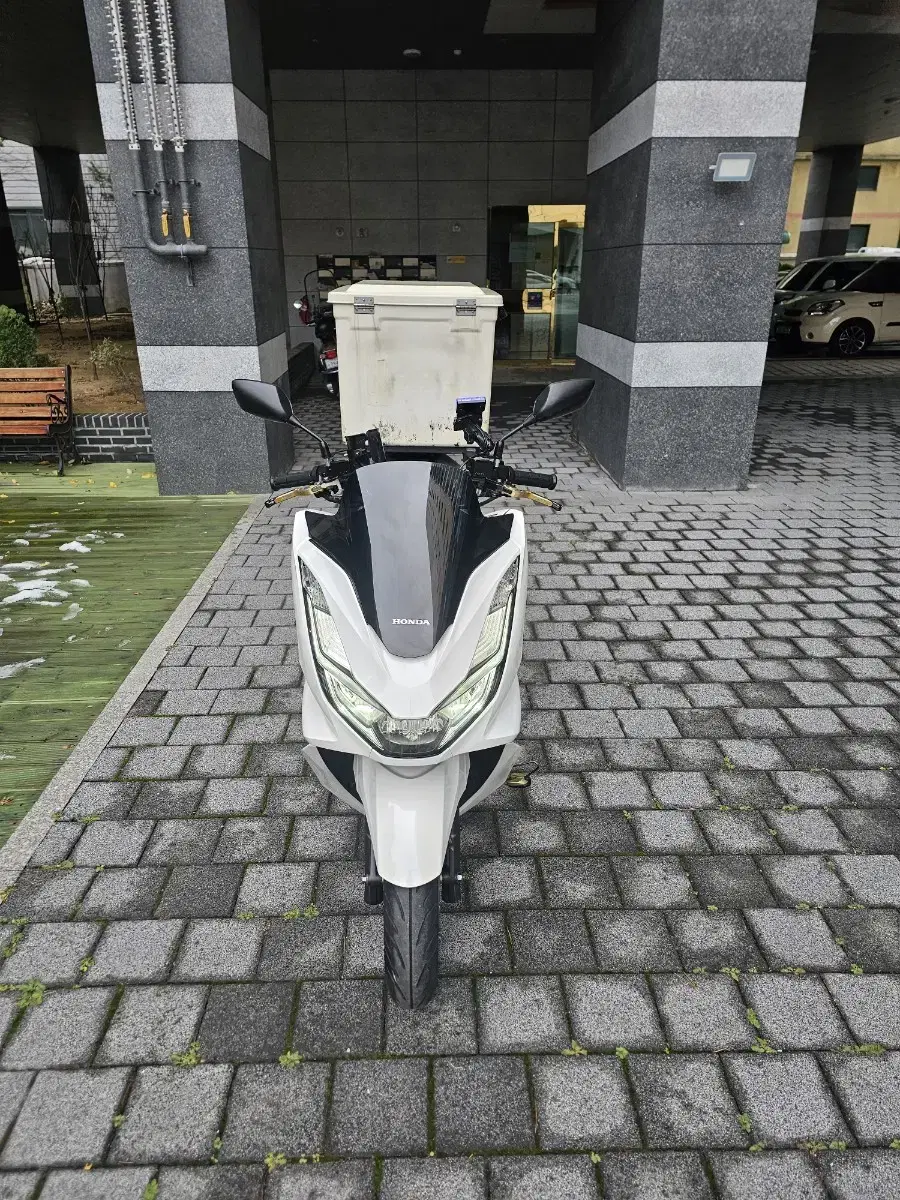 pcx125 22년식 팝니다