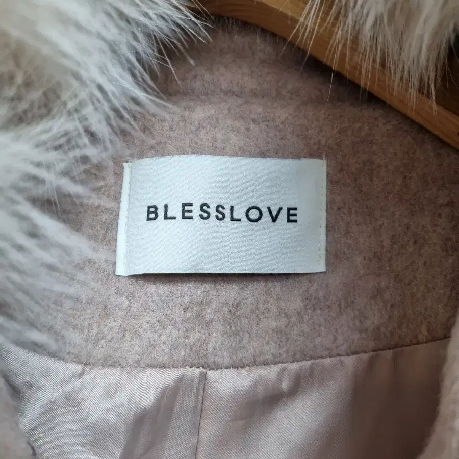 BLESSLOVE 판쵸 모직코트