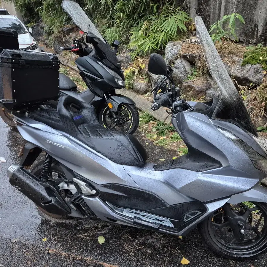 22년식 pcx125 팝니다