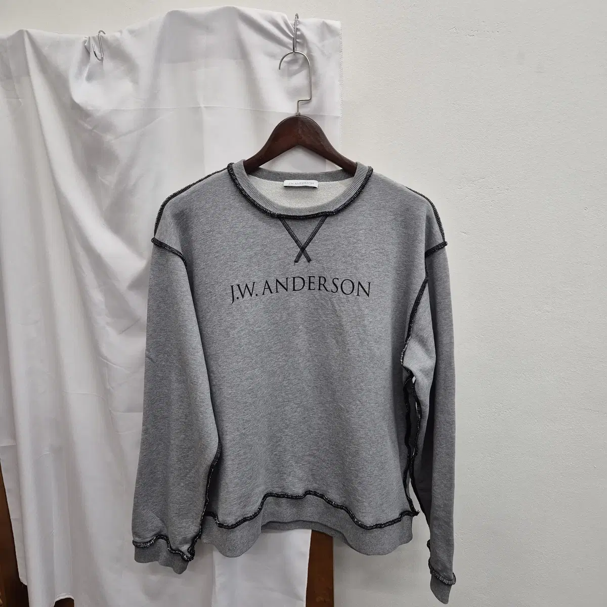 JW.ANDERSON 맨투맨  XL