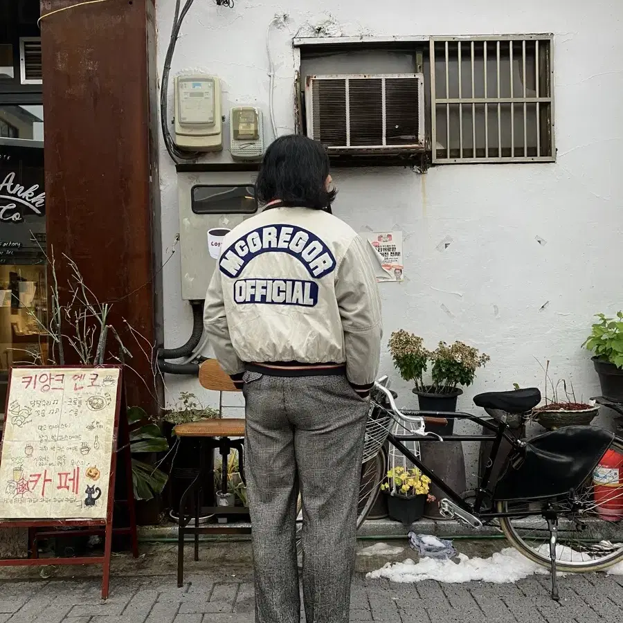 맥그리거 패치 바시티 자켓 M