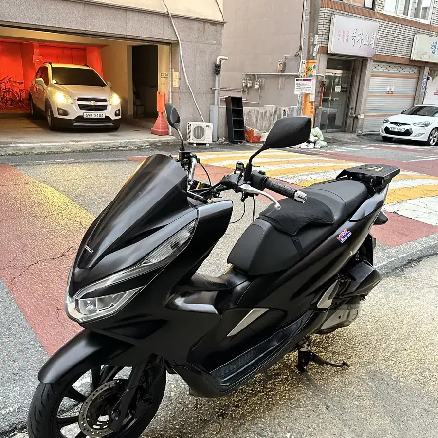 18년식 pcx125 오토바이 판매합니다