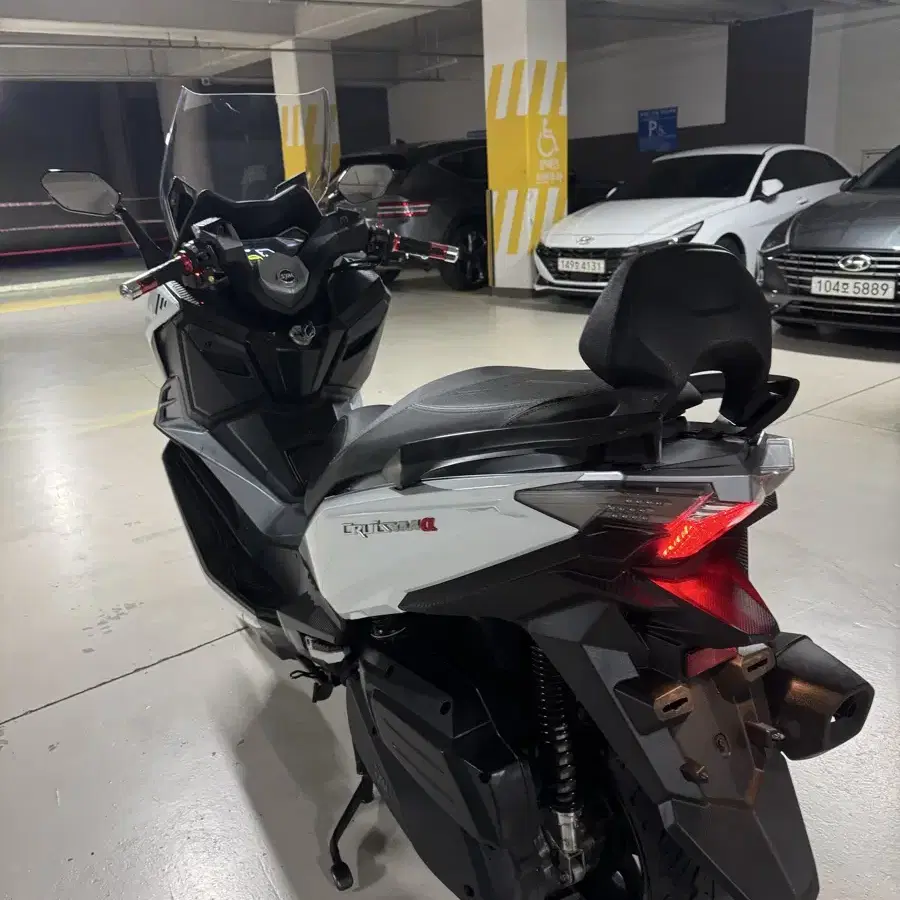 크루심알파300xmax300포르자350pcx nmax보이져조이맥스