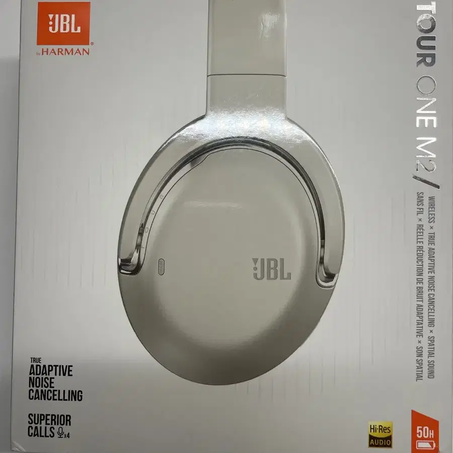 JBL TOUR ONE M2