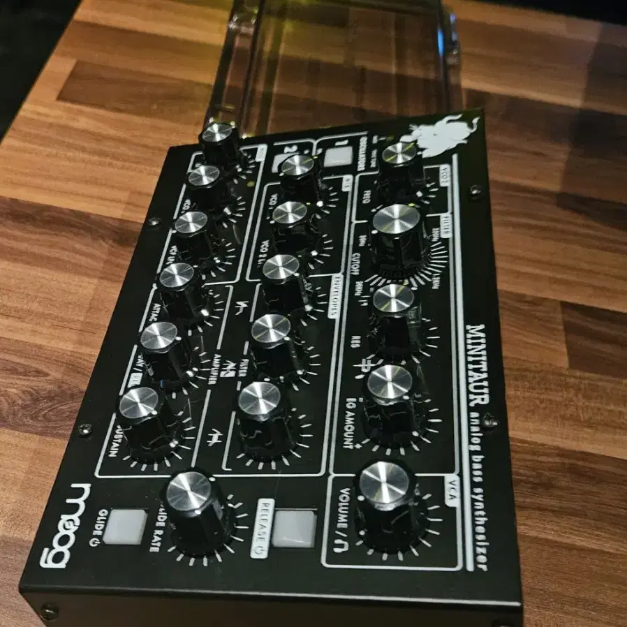 moog minitaur 판매합니다