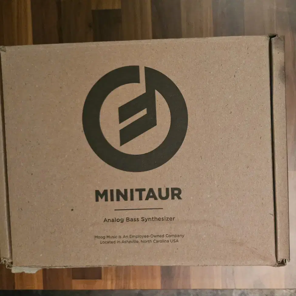 moog minitaur 판매합니다