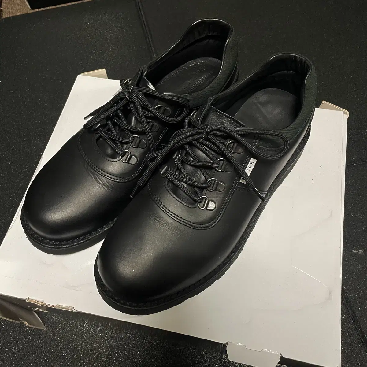 GR10K Low Trauma Shoes Black 트라우마 슈즈