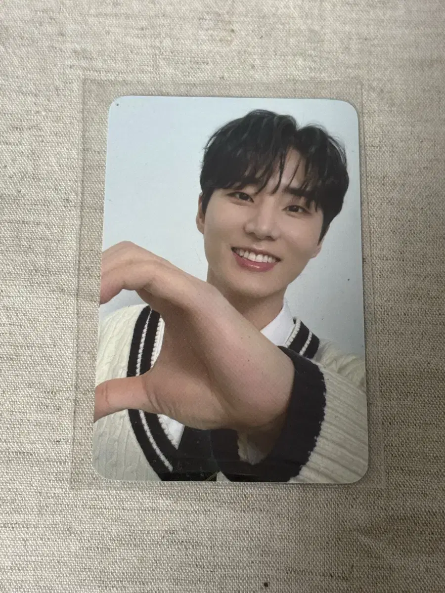 Day 6 Concert WELT TO SHOW WTS 4,000 won pre-order benefit photocard Young K