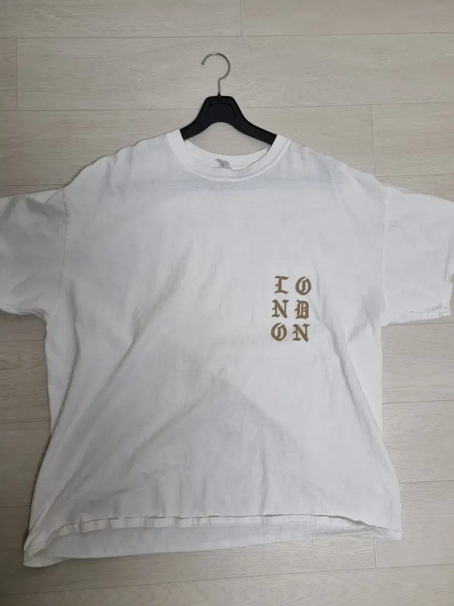 Kanye West THE LIFE OF PABLO London Merchandise Tee