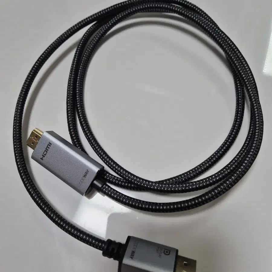 코드웨이 DP to HDMI 케이블 1.5m