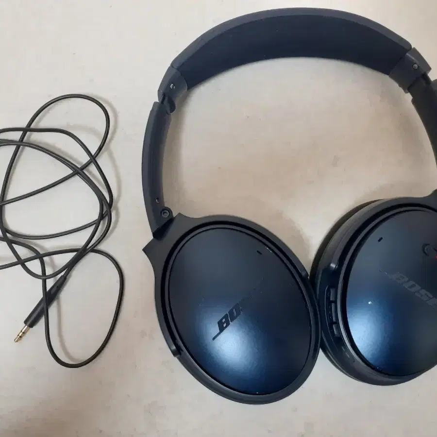 보스 qc35 II 헤드폰