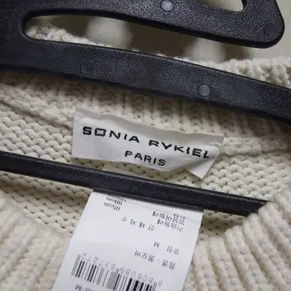 SONIA RYKIEL 소니아리키엘 이태리산 정품 퍼프소매 면니트 택M