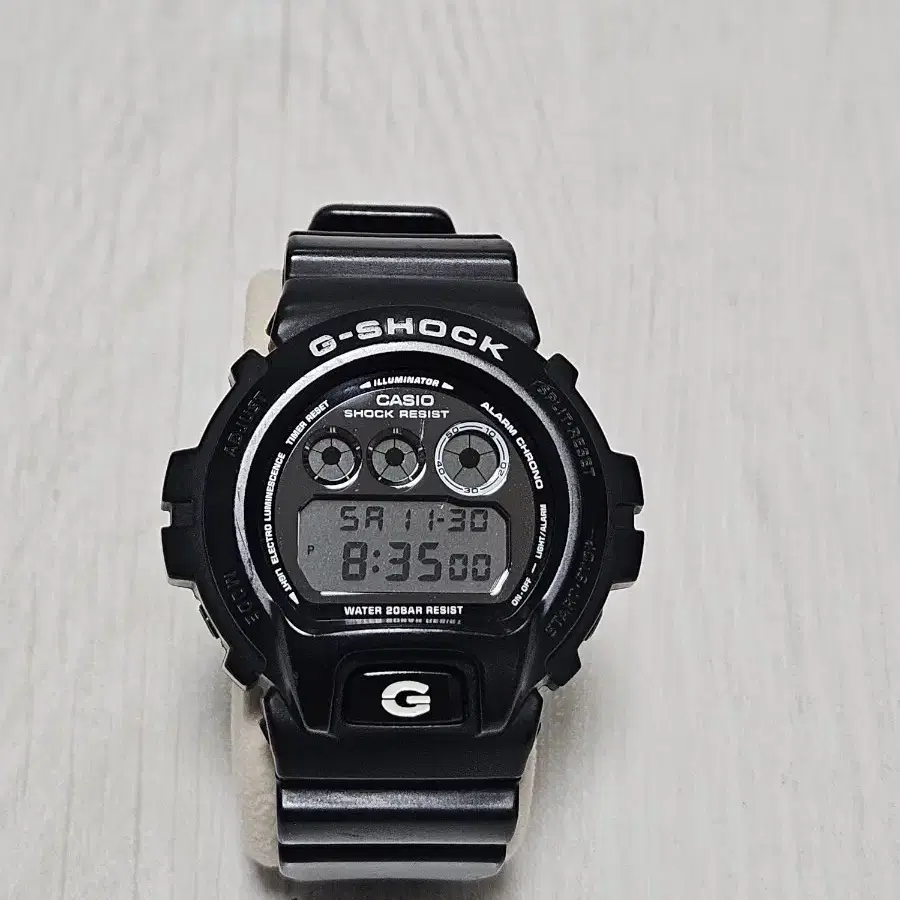 DW-6900BW