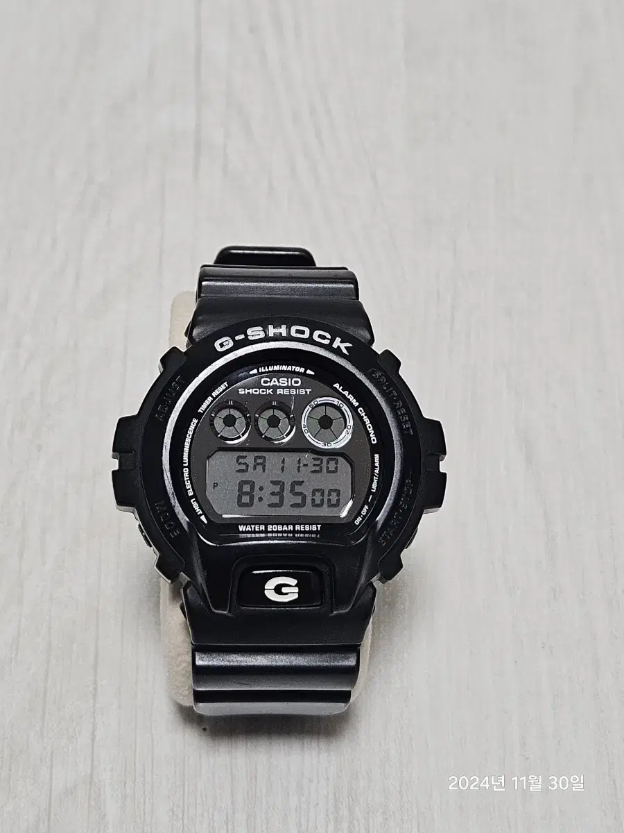 DW-6900BW