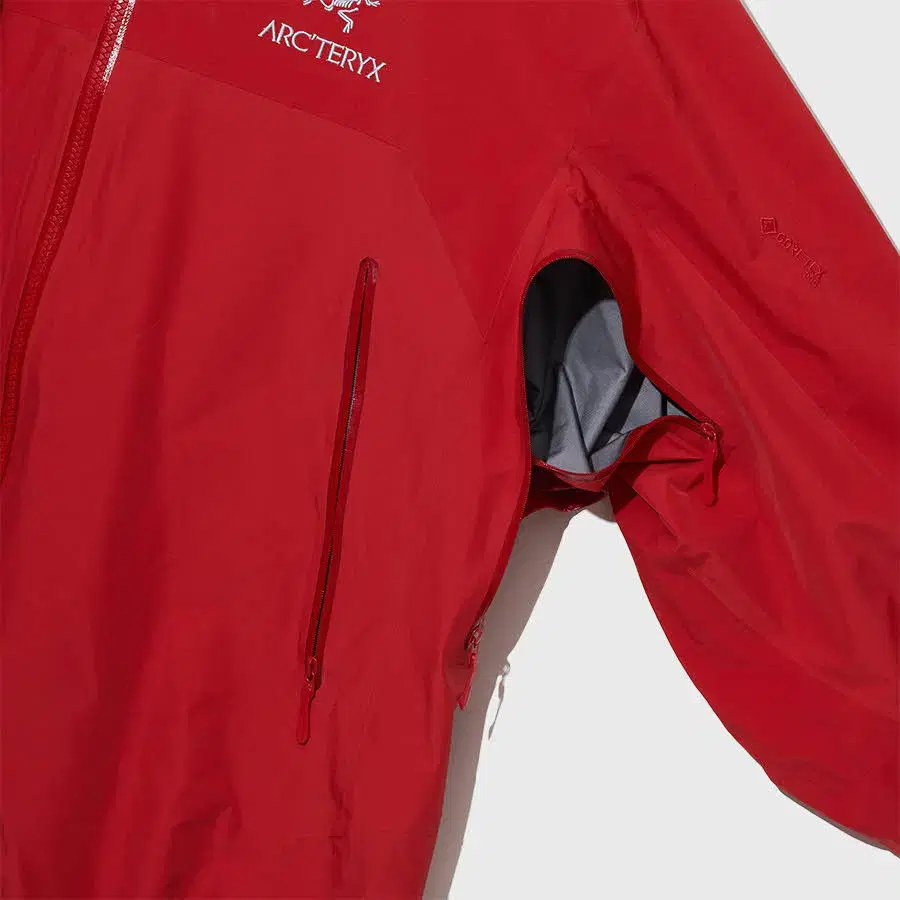 ARCTERYX jacket