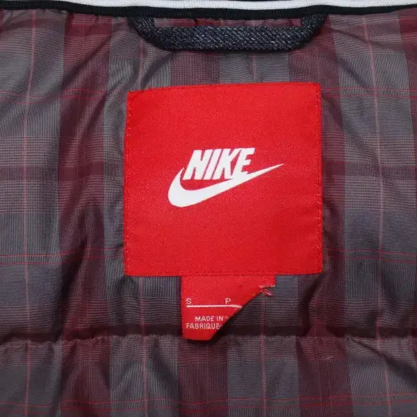 (95) NIKE 나이키 디펜드 구스다운 자켓 550