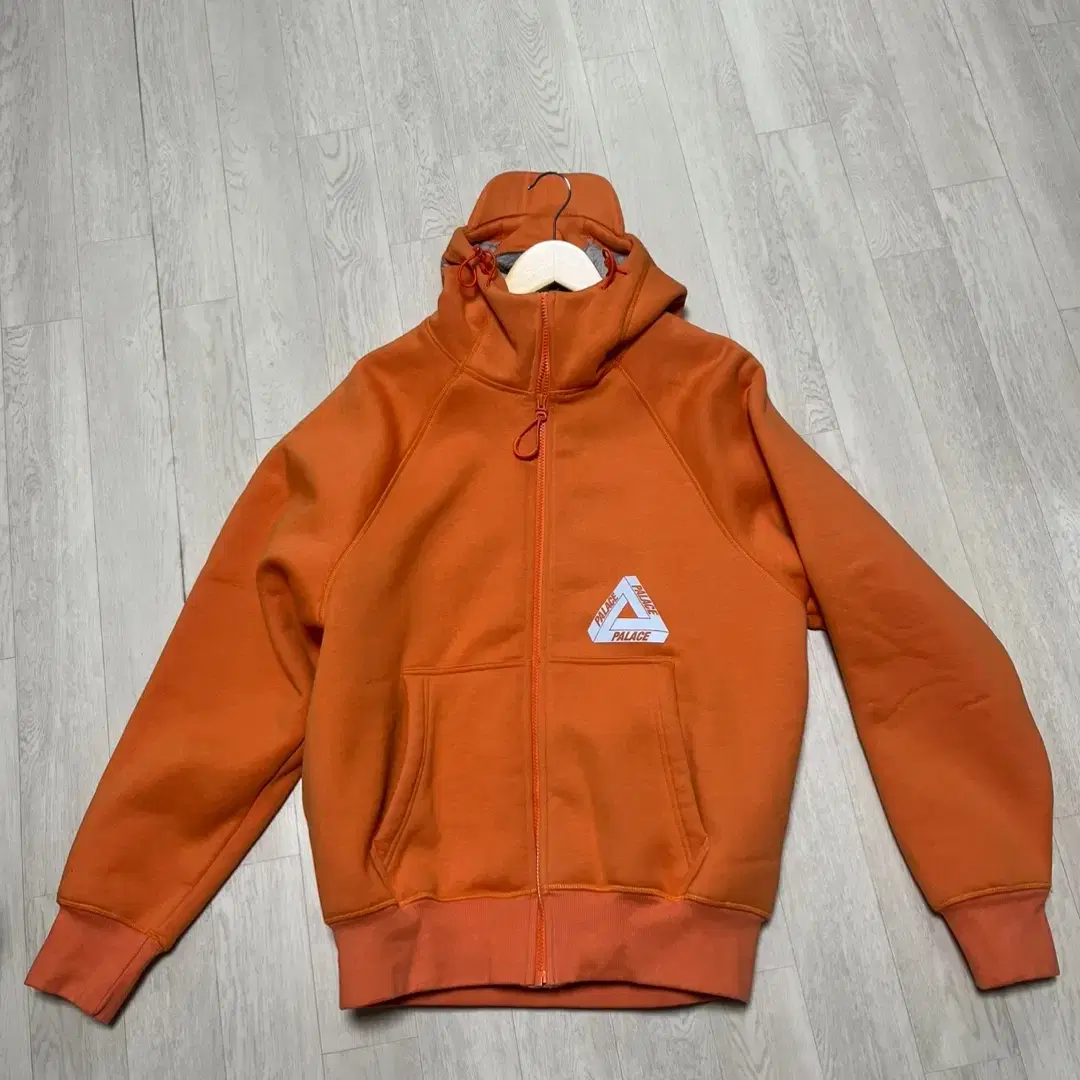 팔라스 THERMAL BONDED CAP HOOD TIGER ORANGE