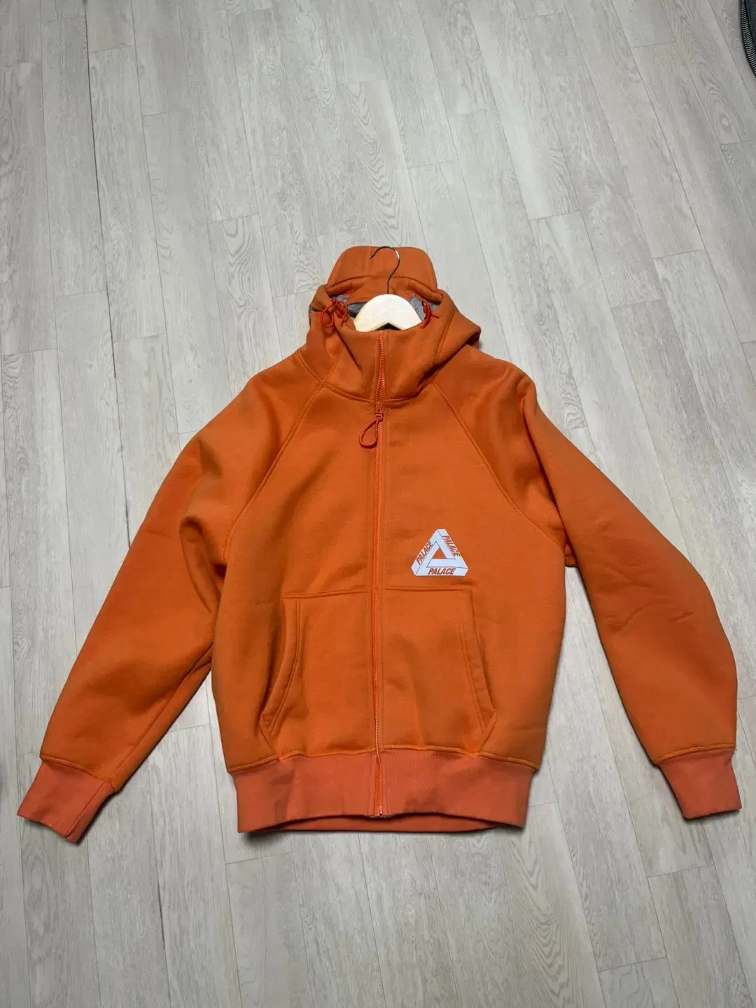 팔라스 THERMAL BONDED CAP HOOD TIGER ORANGE