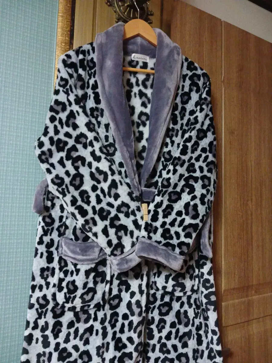 Microfiber Robe