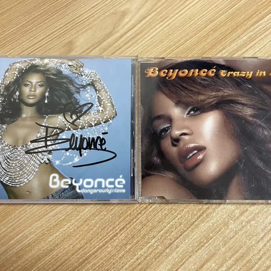 비욘세 Beyonce 1집 친필싸인 CD