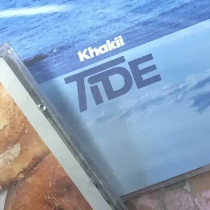 카키 tide 앨범