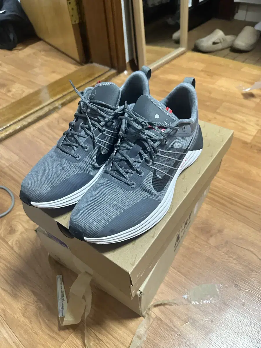 (290)나이키 루나롬 nike lunar roam