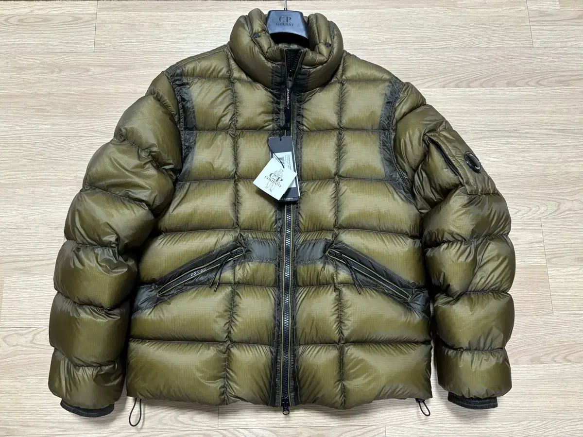 CP Company DD Shell 52 Size XL (105)