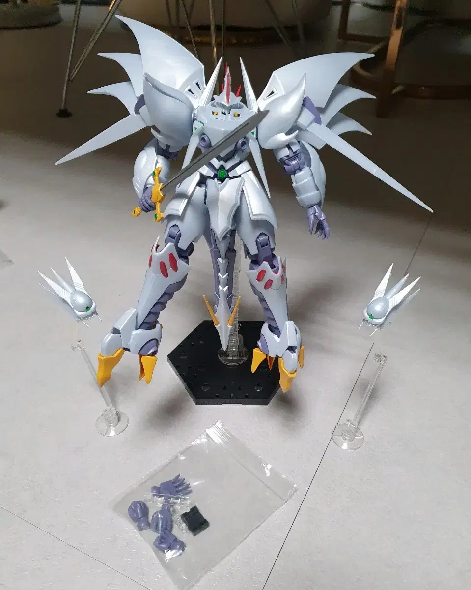 Vahn HG Super Robot Wars Cyberstar Cybaster Resin Statue