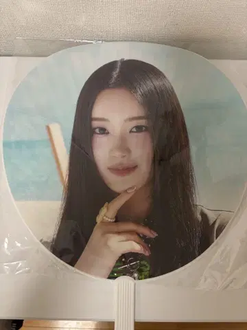 ME :I 미우미우 부채