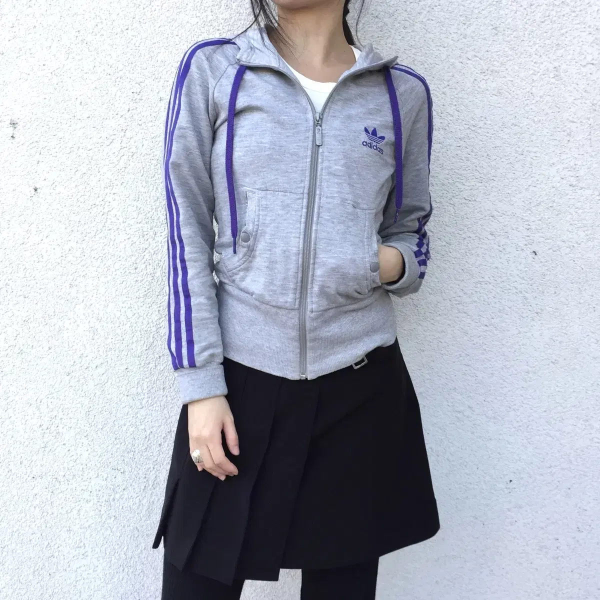 Adidas 00s vintage zip-up