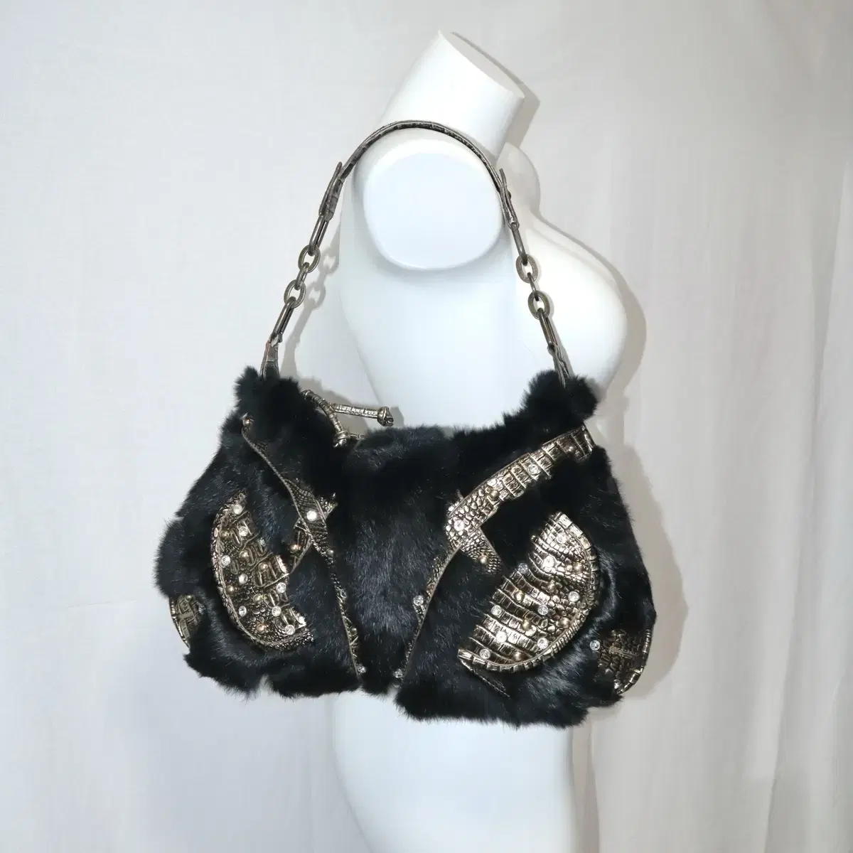 Vintage fairy stud fur bag