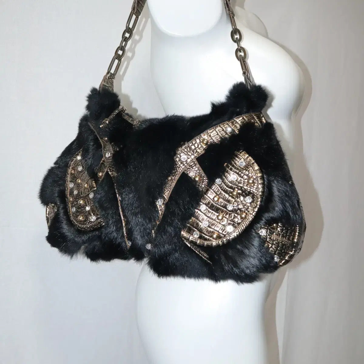 Vintage fairy stud fur bag