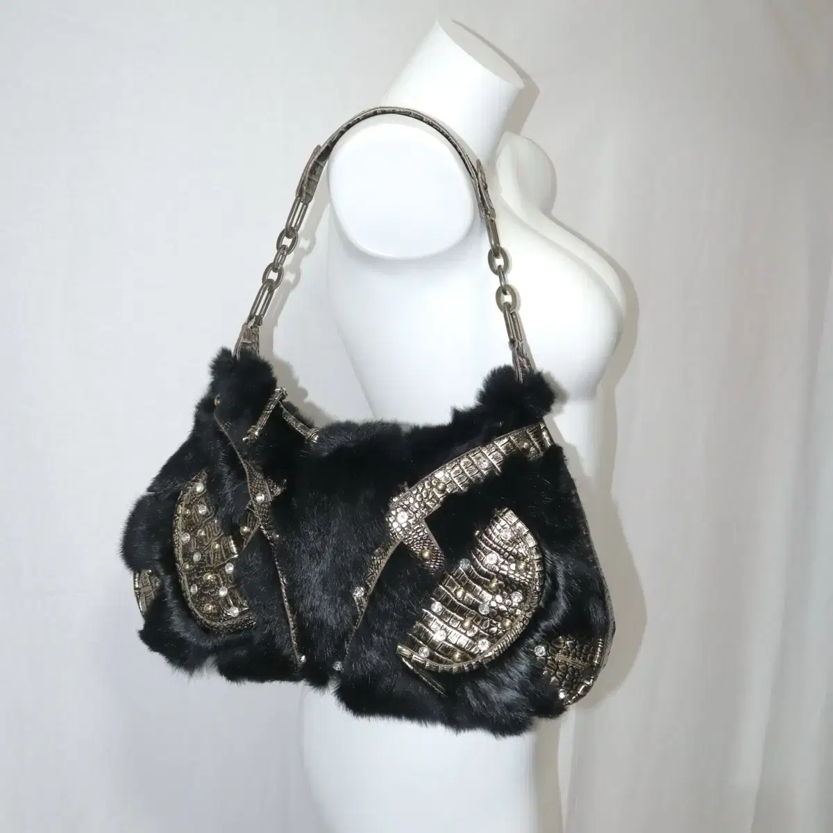 Vintage fairy stud fur bag