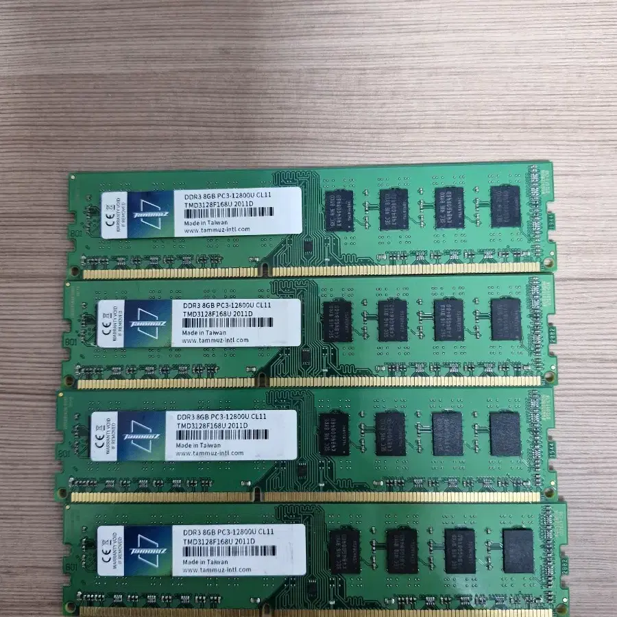 데스크탑용 메모리 ddr3 8g 12800