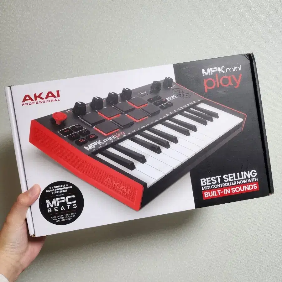 아카이 미니 플레이 Akai mpk mini play마스터키보드 건반신형