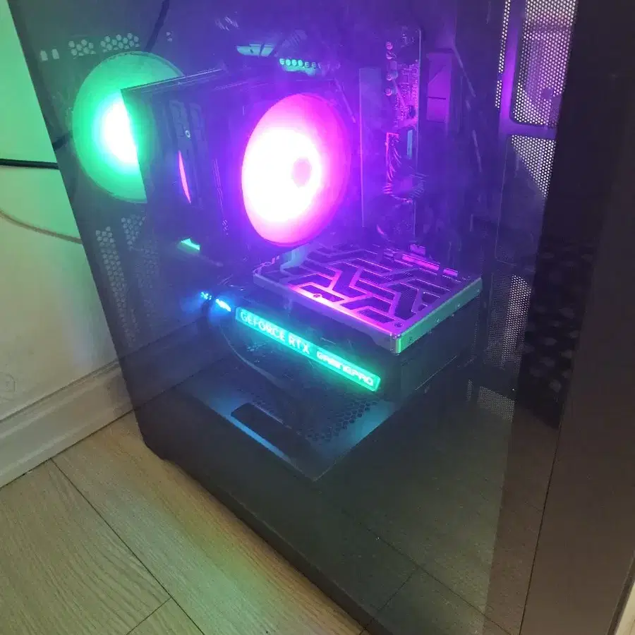 (양산 직거래)7800x3d,4070ti 게이밍컴퓨터 판매합니다