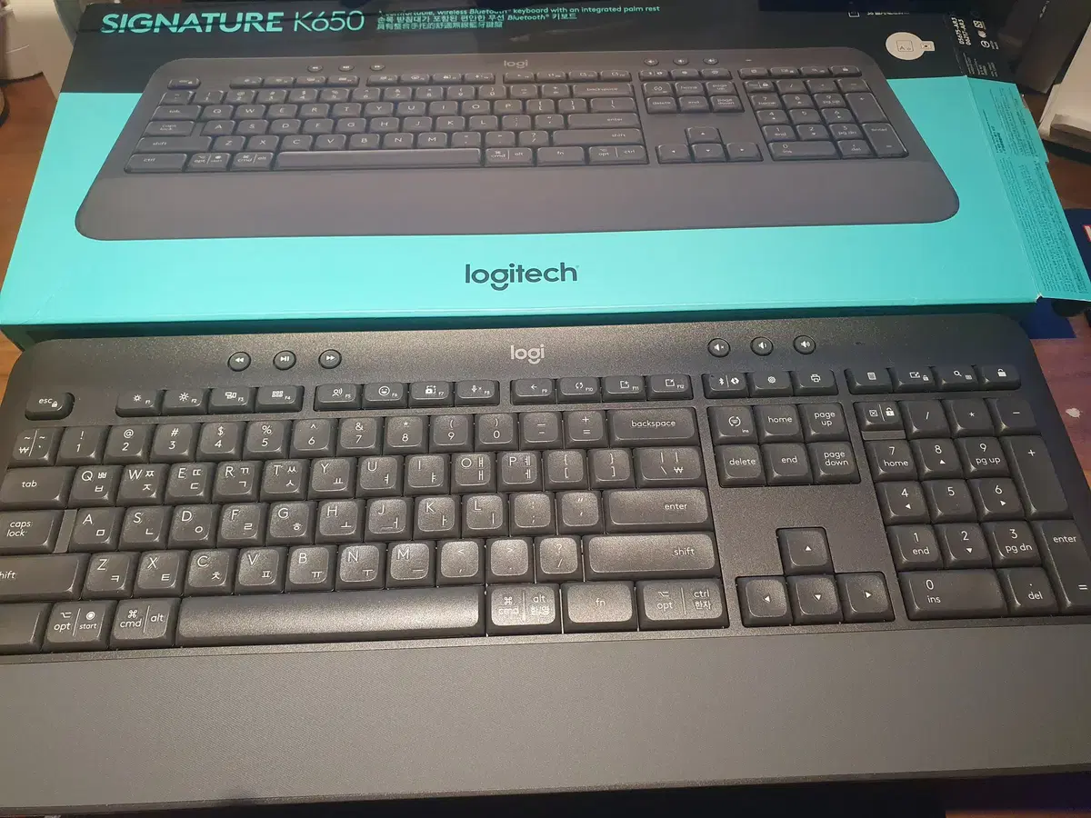 로지텍 logitech 시그니쳐 키보드 K650 (사용감 거의 없음)