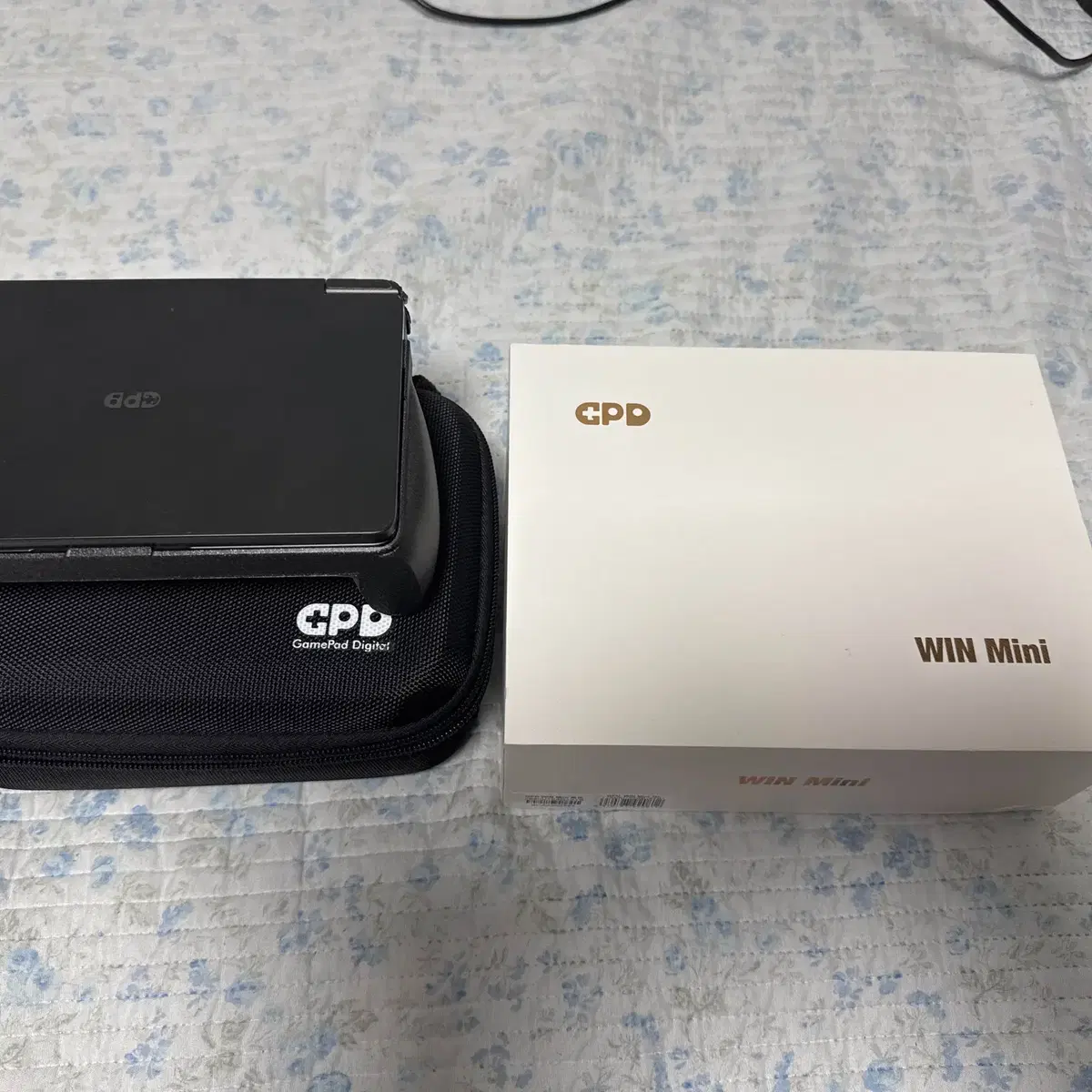 GPD WIN MINI 2023 RAM 64GB SSD 2TB 팝니다.