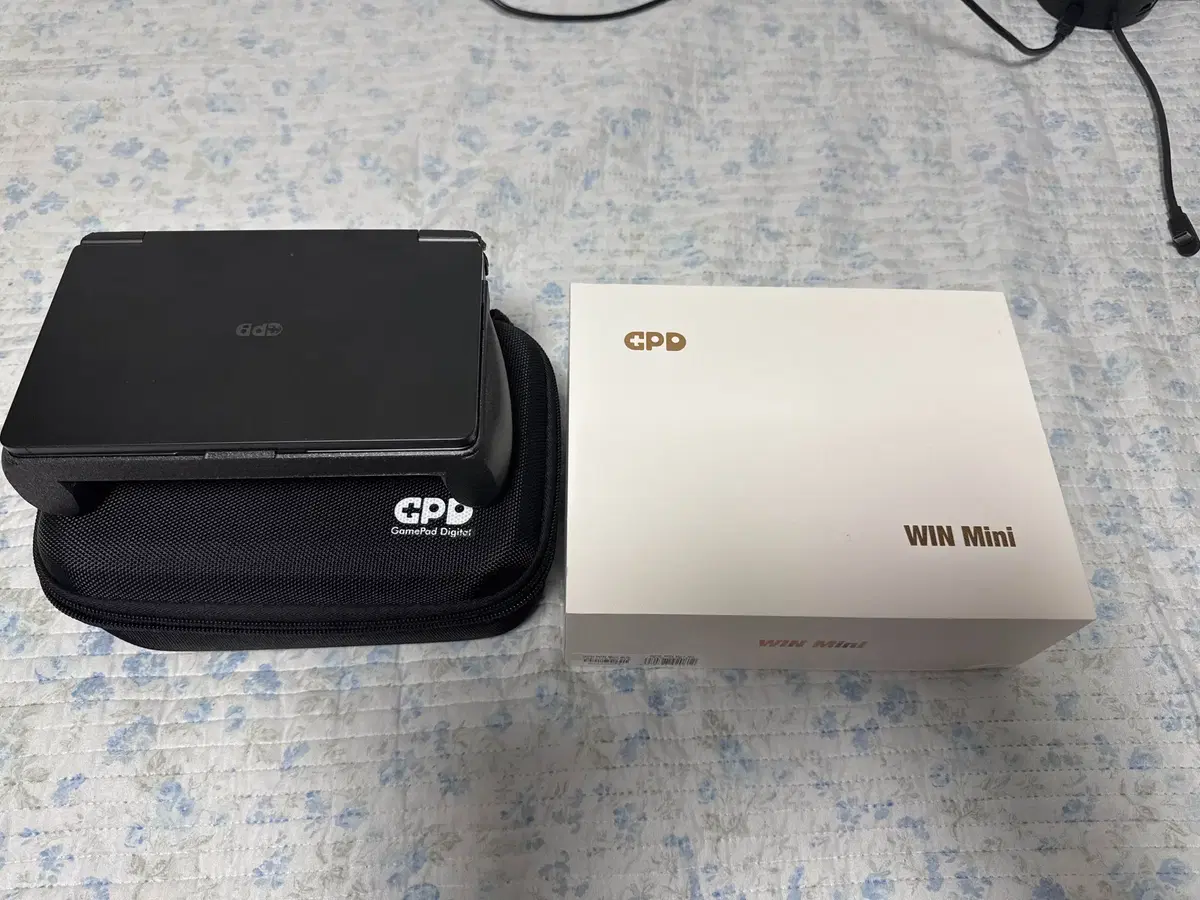 GPD WIN MINI 2023 RAM 64GB SSD 2TB 팝니다.