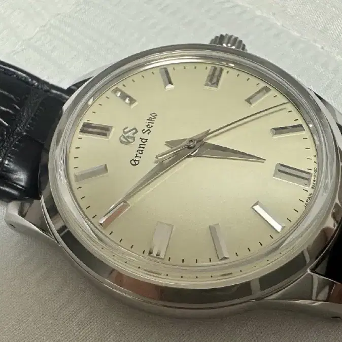 GRAND SEIKO SBGW301